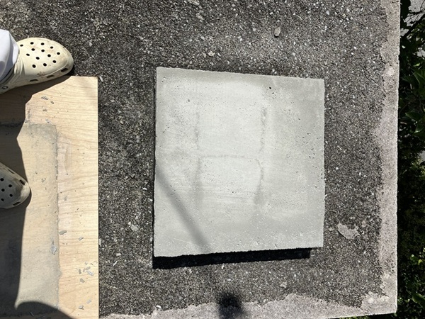 コンクリート雨水タンクの盖製作